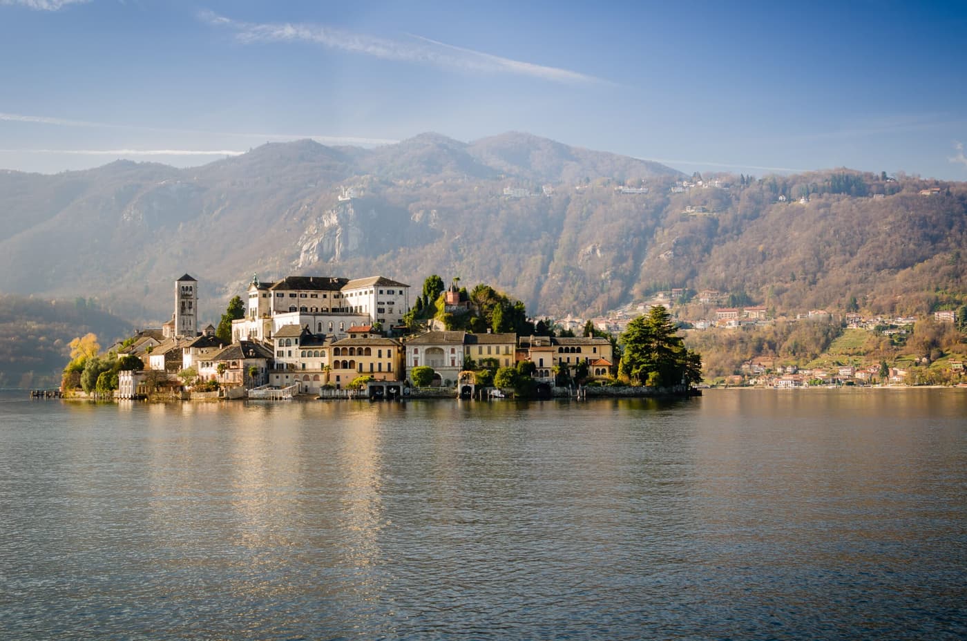 L'Isola di San Giulio vista dal Lago d'Orta