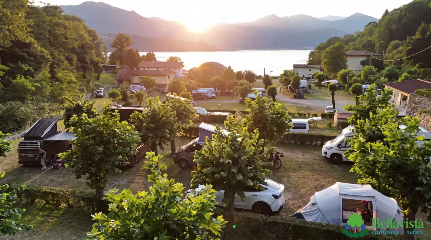 Piazzole erbose al Camping BellaVista — vista principale